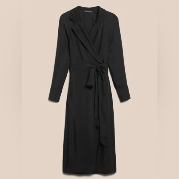 NWT! Banana Republic Black Blazer Wrap Dress - Size Small 🦁 - Picture 4 of 6
